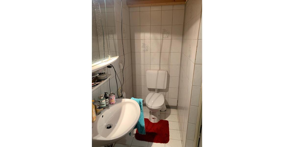 Erdgeschoßwohnung Neuffen - 2.5 Zimmer, 65 m&sup2;, 650&euro; | Angebot:25932439