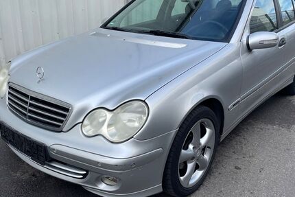 Mercedes-Benz C 180 223.000 km 3.990 &euro; Böblingen 71034