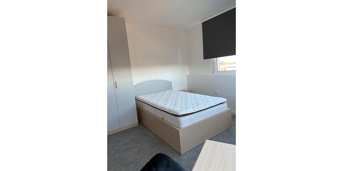 Hochparterre Leinfelden-Echterdingen Echterdingen - 10 Zimmer, 240 m&sup2;, 520&euro; | Angebot:25924863
