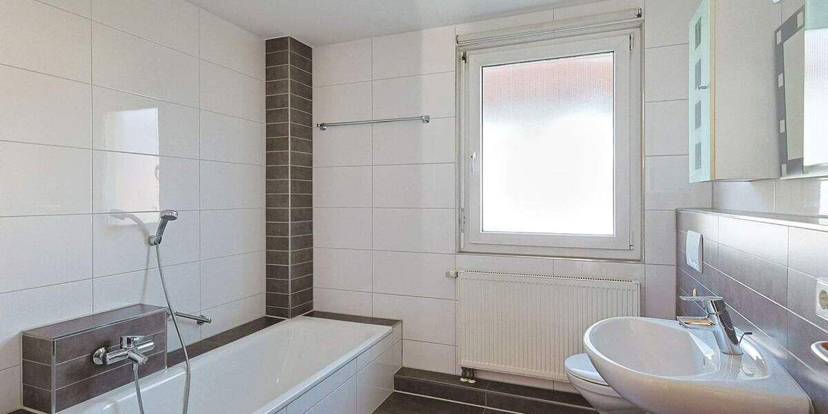 Doppelhaushälfte Nufringen - 6 Zimmer, 180 m&sup2;, 730.000&euro; | Angebot:25682126
