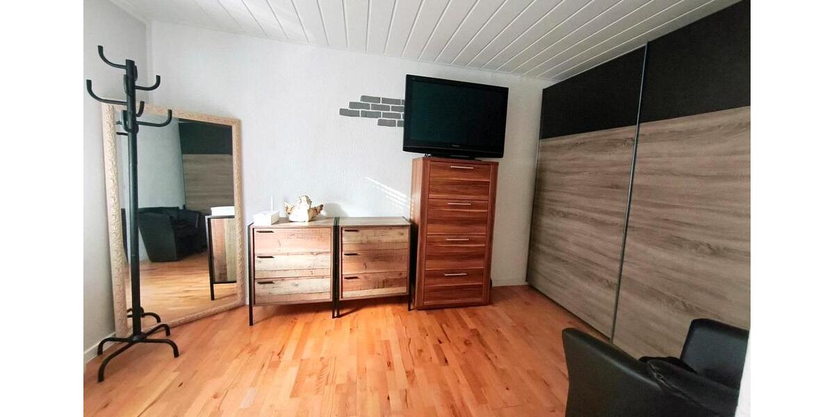 Einfamilienhaus Bad Urach - 6 Zimmer, 180 m&sup2;, 359.000&euro; | Angebot:25398135