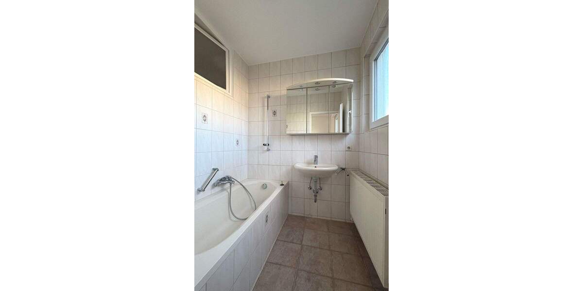 Etagenwohnung Stuttgart Vaihingen - 3 Zimmer, 65 m&sup2;, 299.000&euro; | Angebot:25895879