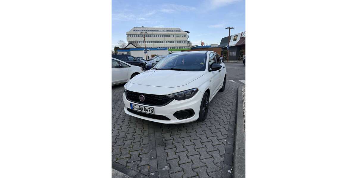Fiat Tipo 62.000 km 8.890 &euro; Böblingen 71034