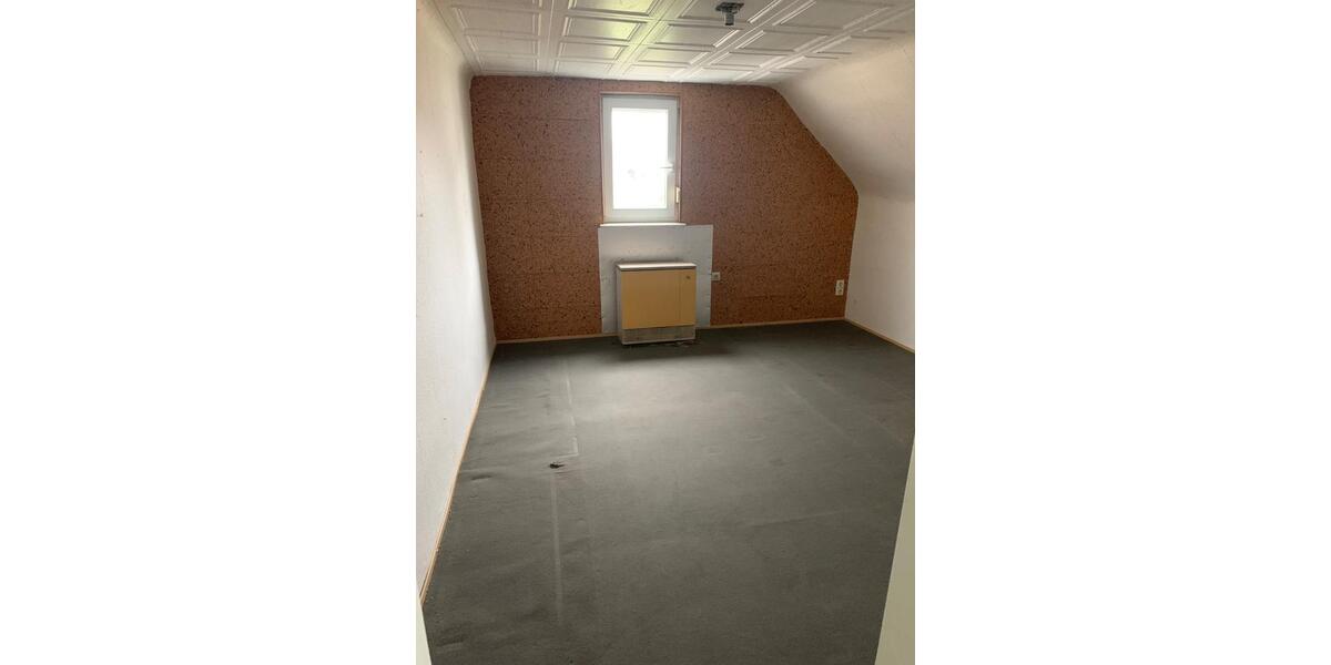 Einfamilienhaus Erkenbrechtsweiler - 199.000&euro; | Angebot:26523071