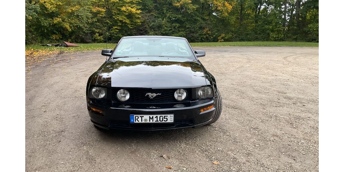Ford Mustang 178.900 km 15.000 &euro; Metzingen 72555