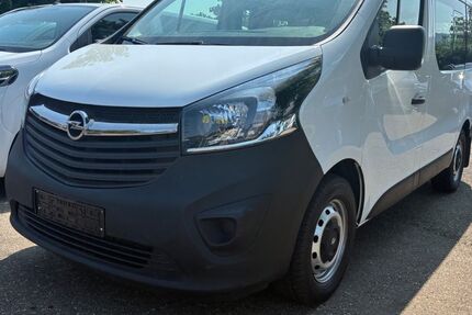 Opel Vivaro 98.500 km 14.990 &euro; Mössingen 72116