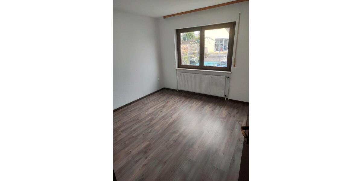 Einfamilienhaus Burladingen - 5 Zimmer, 95 m&sup2;, 210.000&euro; | Angebot:25650200