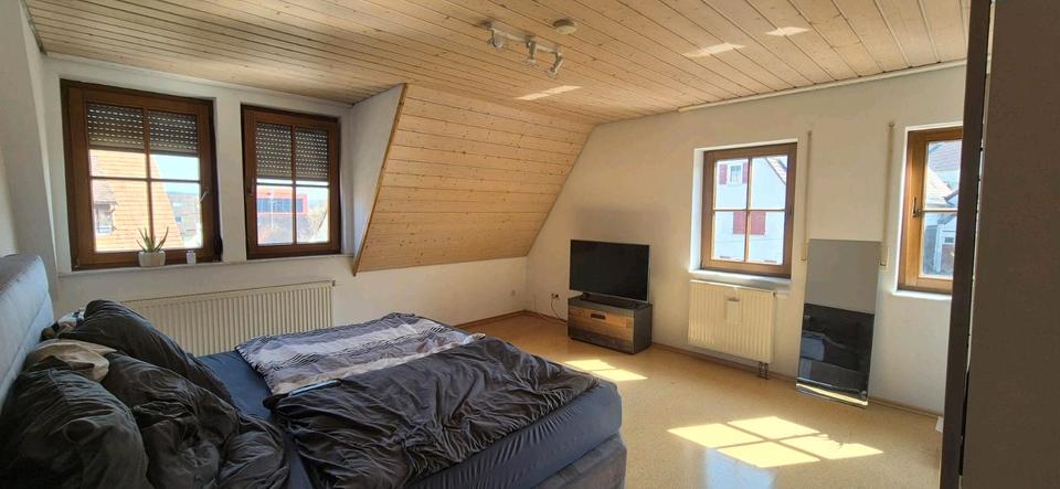 Etagenwohnung Rottenburg am Neckar - 5.5 Zimmer, 160 m&sup2;, 1.600&euro; | Angebot:25920938