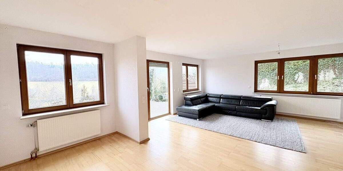 Etagenwohnung Weil im Schönbuch - 4 Zimmer, 111 m&sup2;, 395.000&euro; | Angebot:25780791