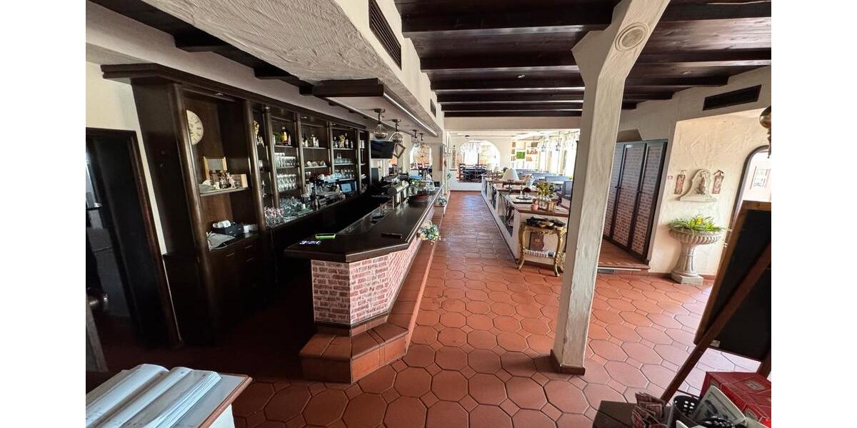 Gewerbeobjekt Herrenberg - 2.500&euro; | Angebot:25211103