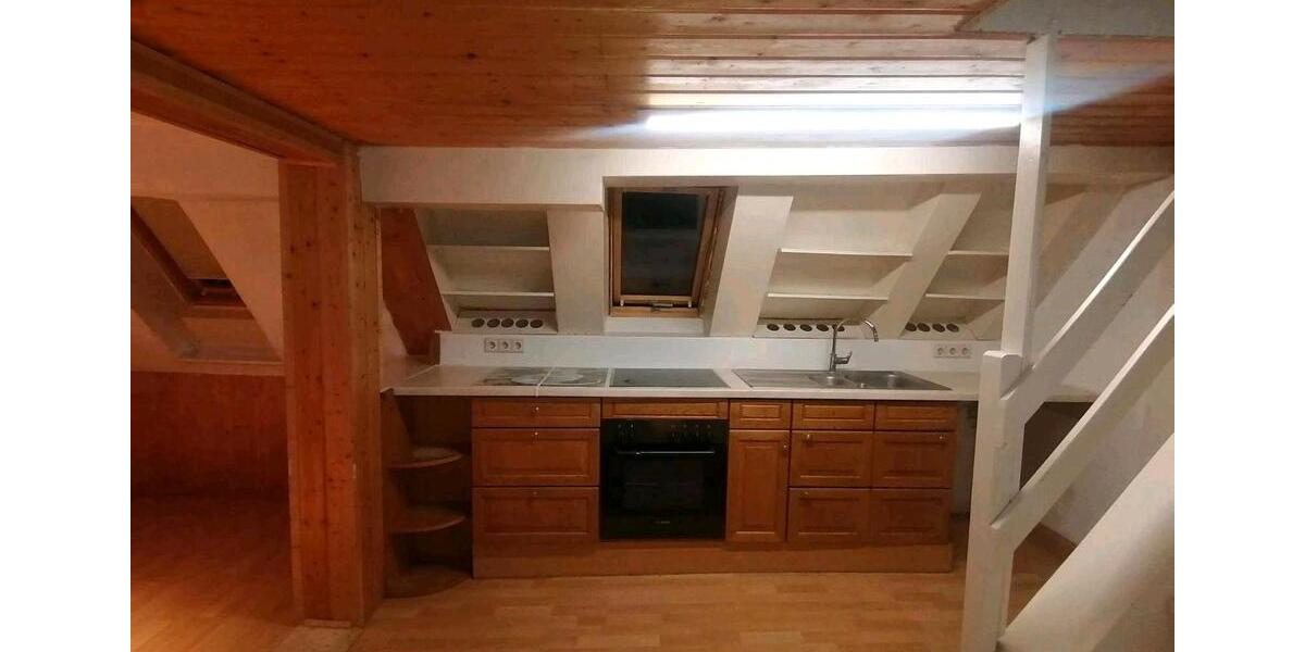 Doppelhaushälfte Nürtingen - 13 Zimmer, 210 m&sup2;, 450.000&euro; | Angebot:25991197