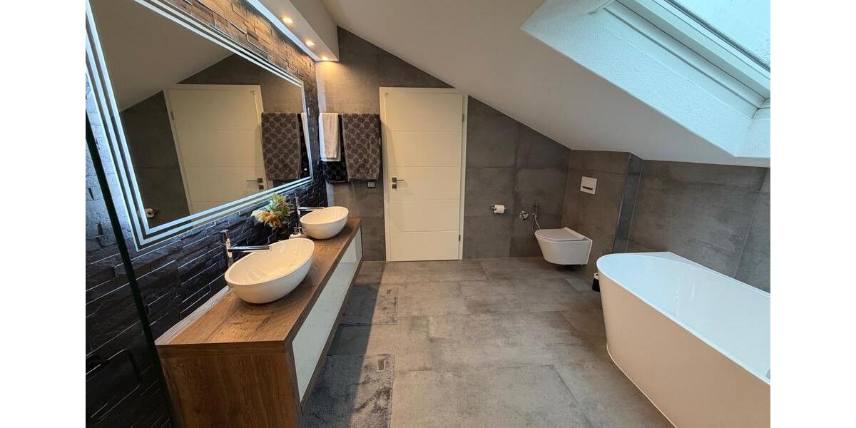 Dachgeschoßwohnung Horb am Neckar - 3.5 Zimmer, 107 m&sup2;, 1.450&euro; | Angebot:25900850