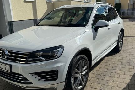 VW Touareg 216.000 km 13.999 &euro; Bad Urach 72574
