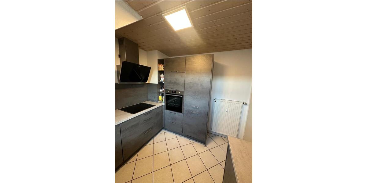 Dachgeschoßwohnung Haigerloch - 4 Zimmer, 77 m&sup2;, 260.000&euro; | Angebot:25813093