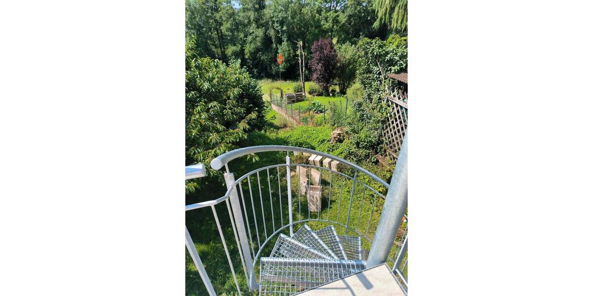 Einfamilienhaus Stuttgart Birkach - 8 Zimmer, 200 m&sup2;, 4.200&euro; | Angebot:21215177