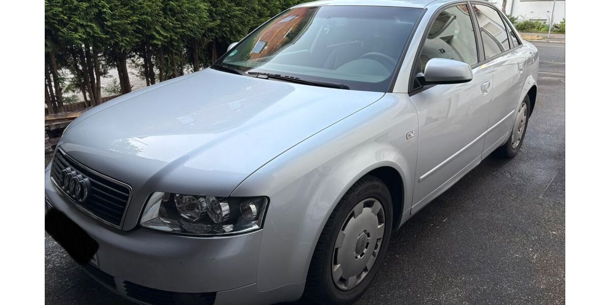 Audi A4 181.000 km 2.500 &euro; Sindelfingen 71063
