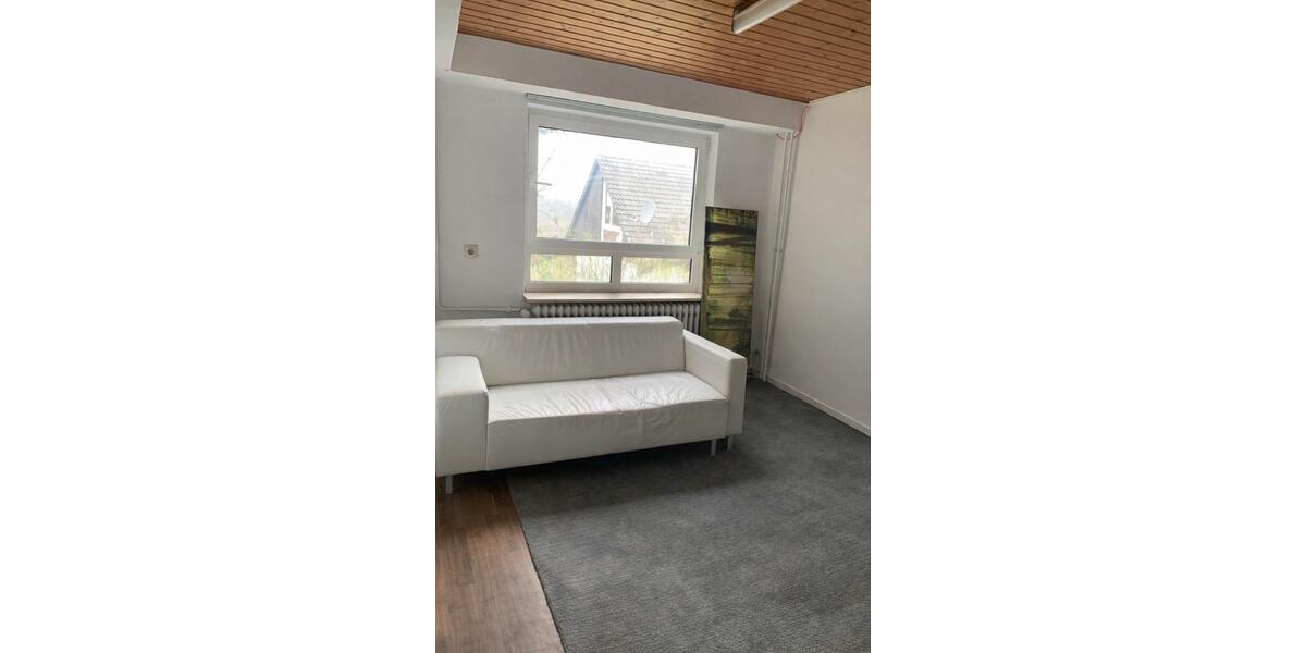Erdgeschoßwohnung Neuffen - 2.5 Zimmer, 65 m&sup2;, 650&euro; | Angebot:25932439