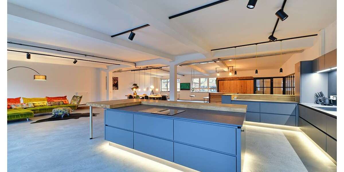 Etagenwohnung Stuttgart Stuttgart-Süd - 2 Zimmer, 250 m&sup2;, 3.000&euro; | Angebot:25042656