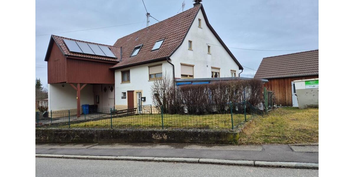 Bauernhaus, Landhaus Hechingen - 6 Zimmer, 225 m&sup2;, 330.000&euro; | Angebot:25298851