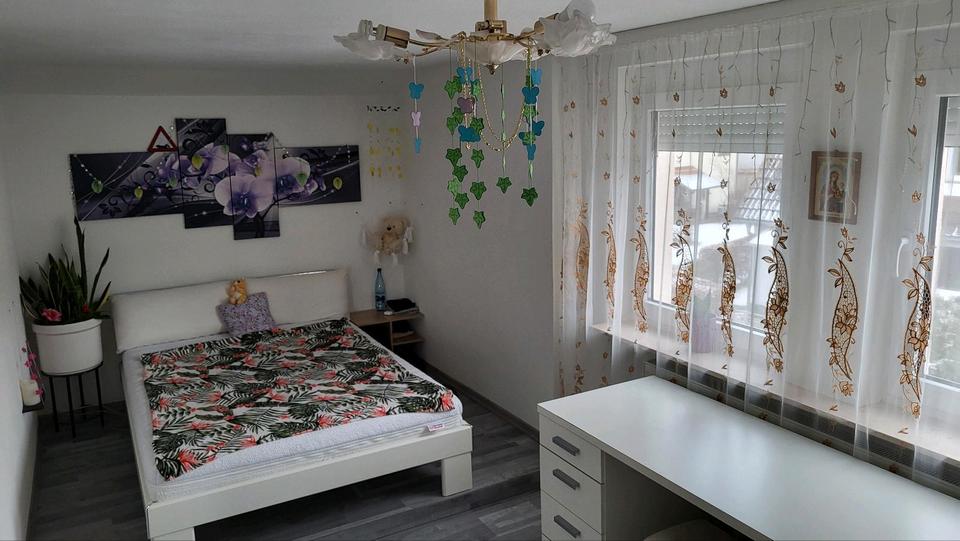 Einfamilienhaus Hechingen - 7 Zimmer, 107 m&sup2;, 470.000&euro; | Angebot:25419861