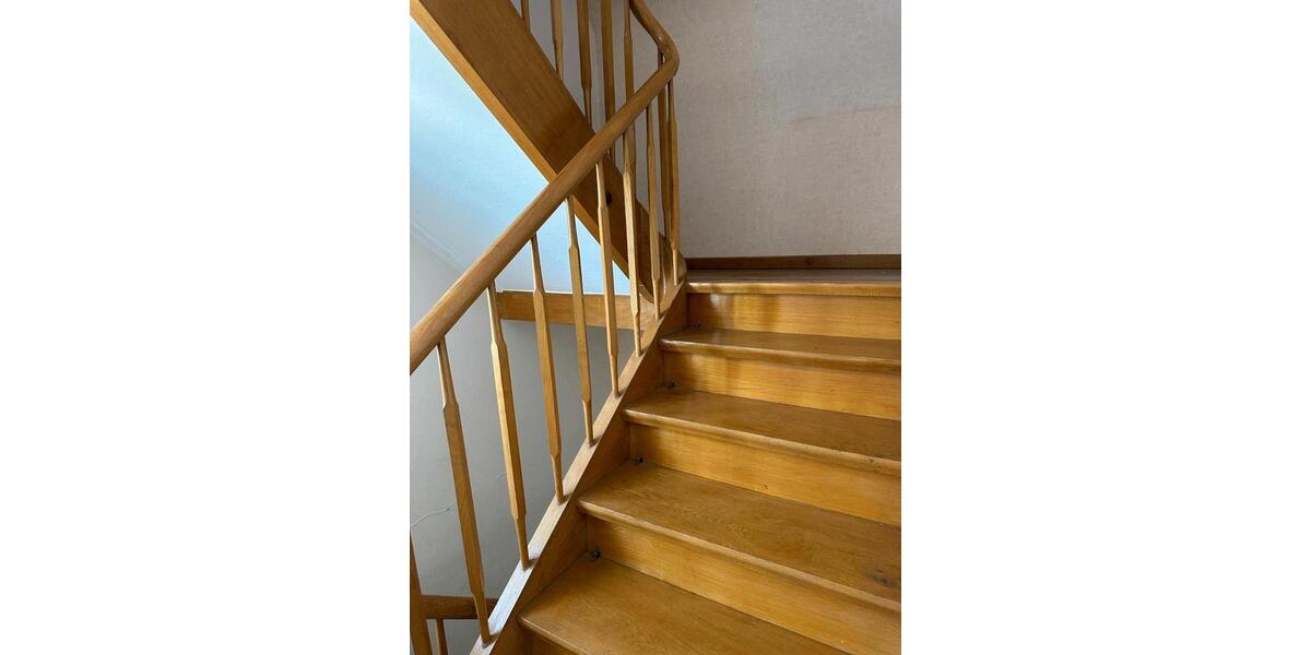 Mehrfamilienhaus, Wohnhaus Eningen unter Achalm - 7 Zimmer, 139 m&sup2;, 569.000&euro; | Angebot:27150819