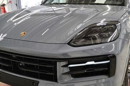 Porsche Cayenne 33.900 km 95.999 &euro; Stuttgart 70499