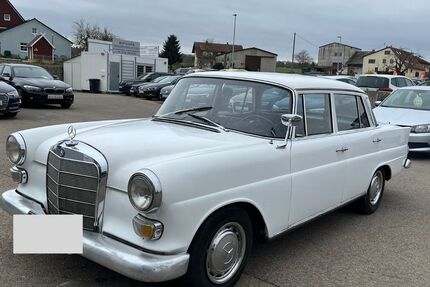 Mercedes-Benz 200 88.500 km 9.800 &euro; Hildrizhausen /Stuttgart 71157