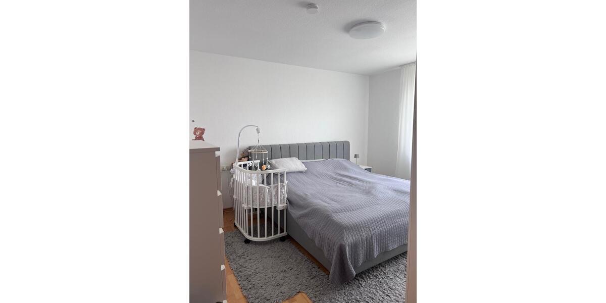 Erdgeschoßwohnung Reutlingen Reutlingen (Kernstadt) - 3.5 Zimmer, 86 m&sup2;, 1.030&euro; | Angebot:25647334