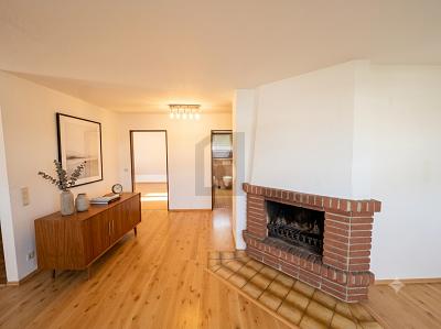 LICHTDURCHFLUTETES WOHNEN MIT KAMIN - Dachgeschoßwohnung Böblingen Dagersheim | Angebot:27473513