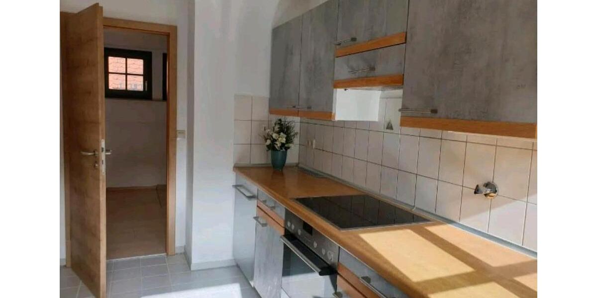 Dachgeschoßwohnung Rottenburg am Neckar - 2 Zimmer, 65 m&sup2;, 269.000&euro; | Angebot:27096426