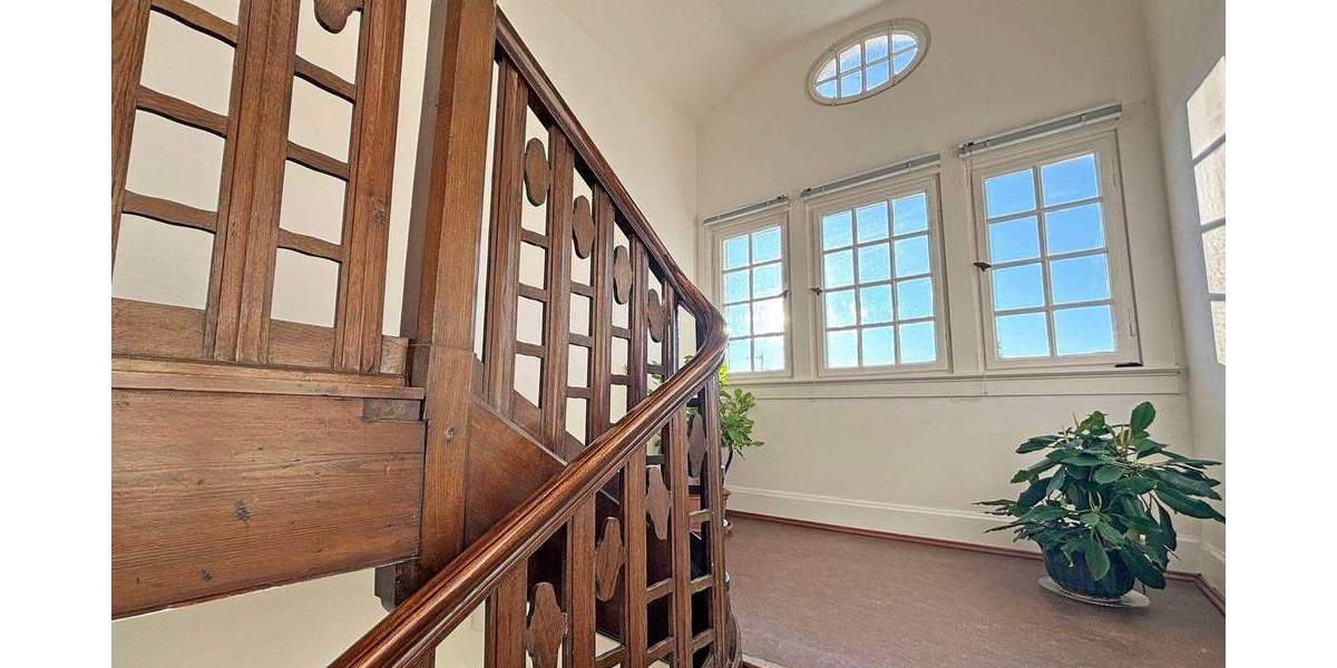 Etagenwohnung Stuttgart Sonnenberg - 4 Zimmer, 108 m&sup2;, 2.150&euro; | Angebot:25704687