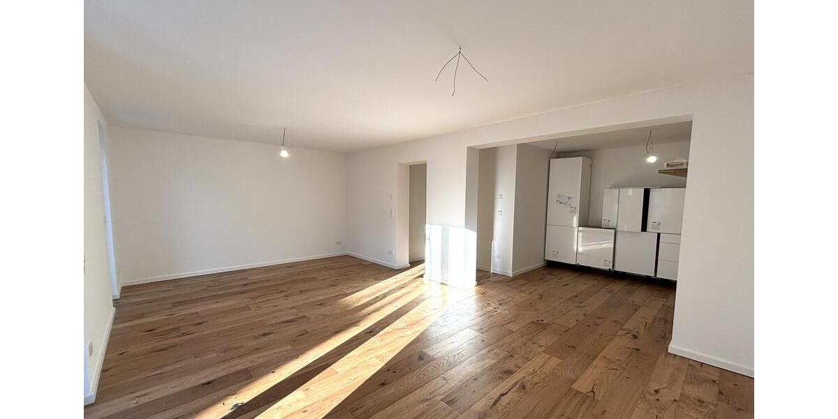Erdgeschoßwohnung Sindelfingen - 2 Zimmer, 73 m&sup2;, 1.135&euro; | Angebot:24400065