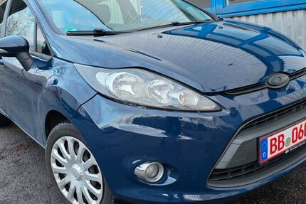 Ford Fiesta 144.000 km 3.200 &euro; Holzgerlingen 71088
