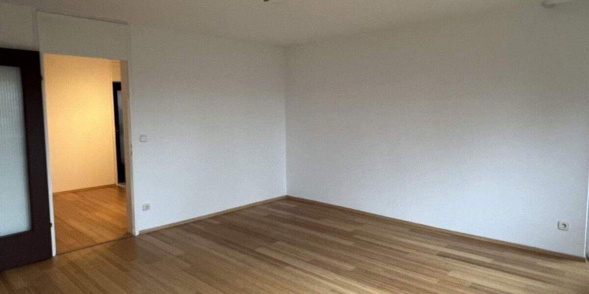 Etagenwohnung Stuttgart Möhringen - 3 Zimmer, 76 m&sup2;, 330.000&euro; | Angebot:25755946