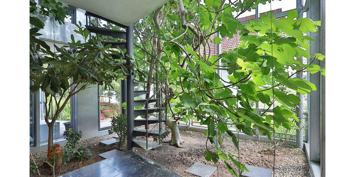 Einfamilienhaus Waldenbuch - 7 Zimmer, 330 m&sup2;, 1.295.000&euro; | Angebot:25734444