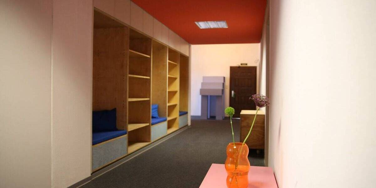 Gewerbeobjekt Stuttgart Süd - 300&euro; | Angebot:25771885