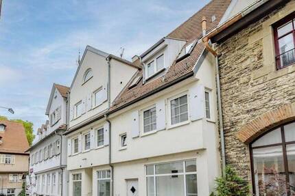 Haus Stuttgart Bad Cannstatt - 8 Zimmer, 105 m&sup2;, 698.000&euro; | Angebot:25690119