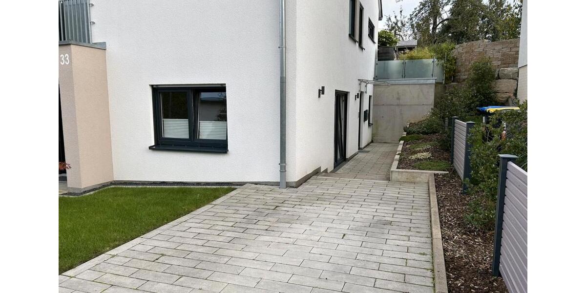 Erdgeschoßwohnung Reutlingen Reutlingen (Kernstadt) - 2 Zimmer, 43 m&sup2;, 850&euro; | Angebot:26017336
