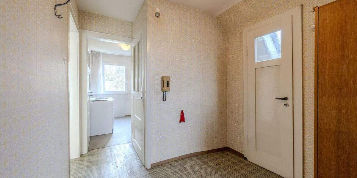 Einfamilienhaus Stuttgart Heumaden - 7 Zimmer, 162 m&sup2;, 890.000&euro; | Angebot:25690122