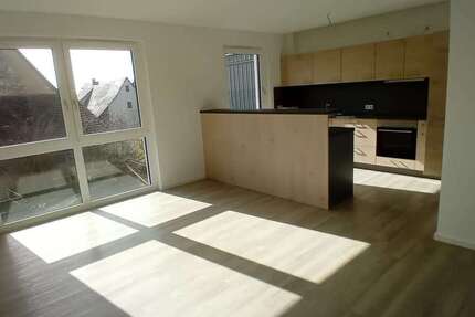 Wohnung Mötzingen - 2 Zimmer, 62 m&sup2;, 768&euro; | Angebot:25379309