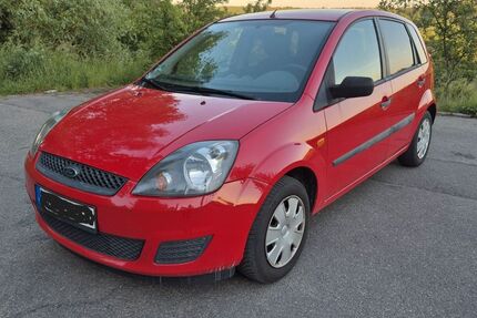 Ford Fiesta 258.100 km 1.600 &euro; Holzgerlingen 71088
