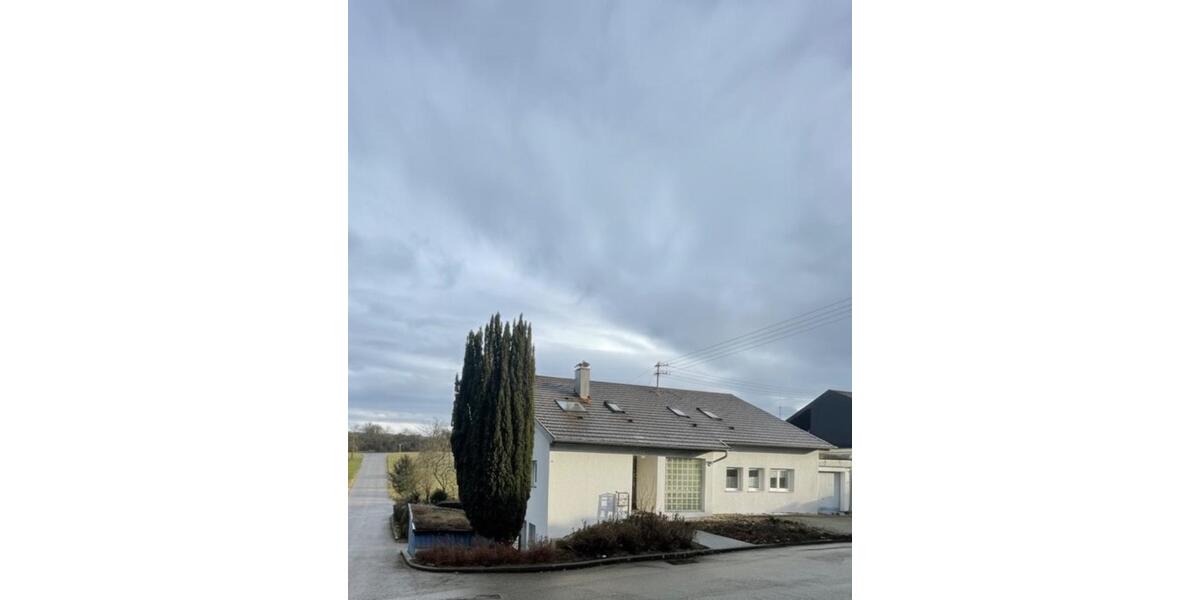 Dachgeschoßwohnung Ammerbuch - 3 Zimmer, 85 m&sup2;, 1.050&euro; | Angebot:25264212