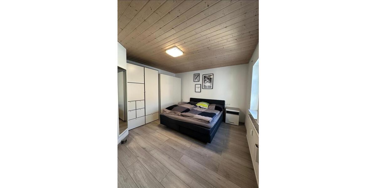 Dachgeschoßwohnung Haigerloch - 4 Zimmer, 77 m&sup2;, 260.000&euro; | Angebot:25813093