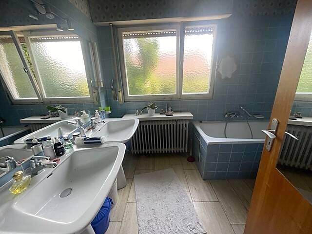 Einfamilienhaus Nürtingen - 5 Zimmer, 180 m&sup2;, 649.000&euro; | Angebot:25696023