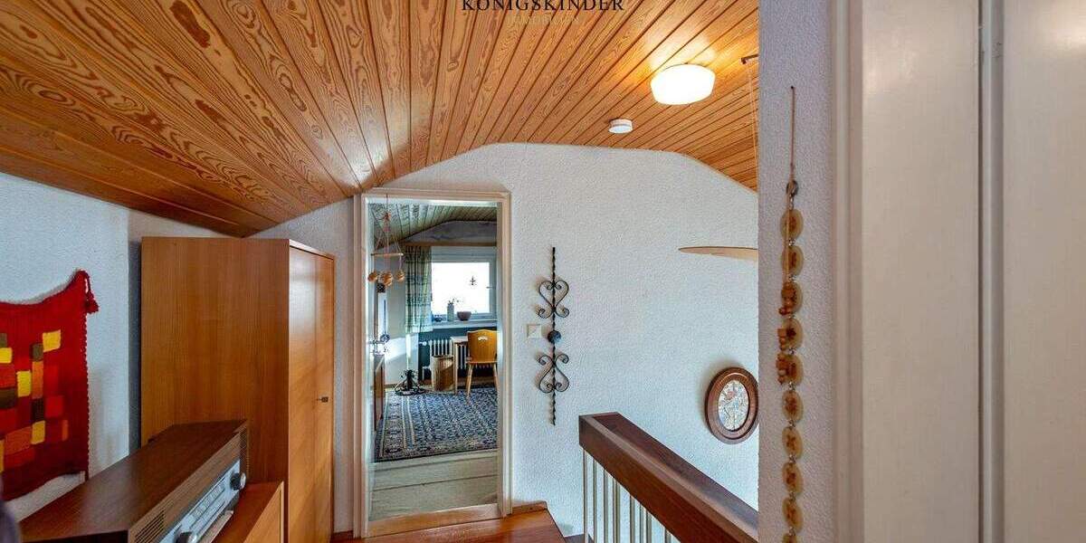 Einfamilienhaus Bad Urach - 6 Zimmer, 182 m&sup2;, 395.000&euro; | Angebot:25669344