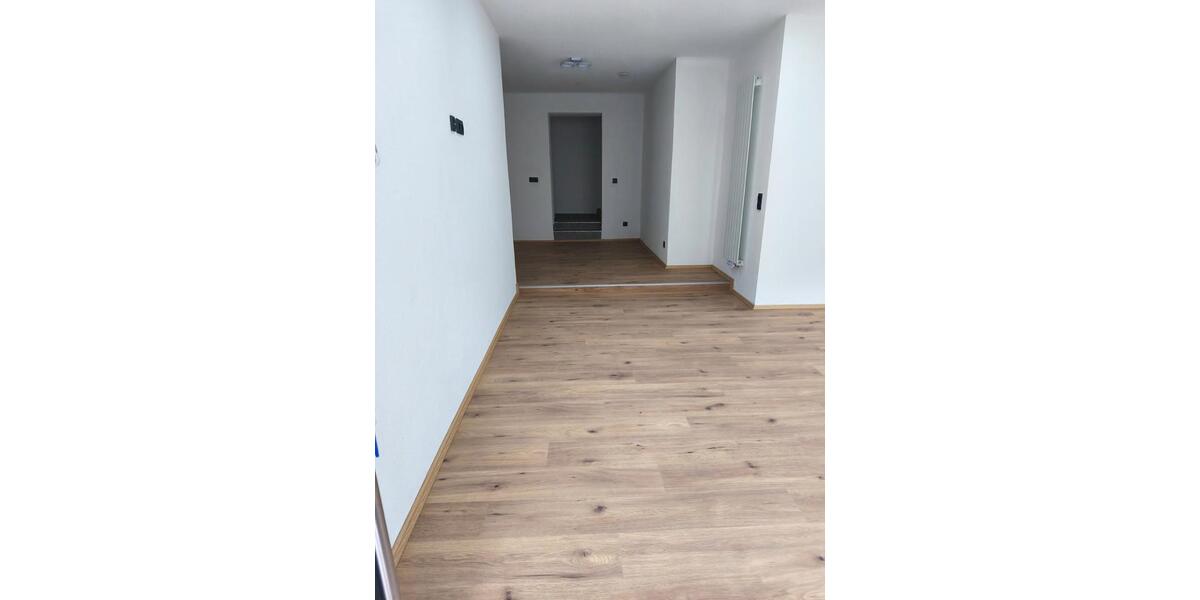 Erdgeschoßwohnung Eningen unter Achalm - 1 Zimmer, 60 m&sup2;, 700&euro; | Angebot:25966480