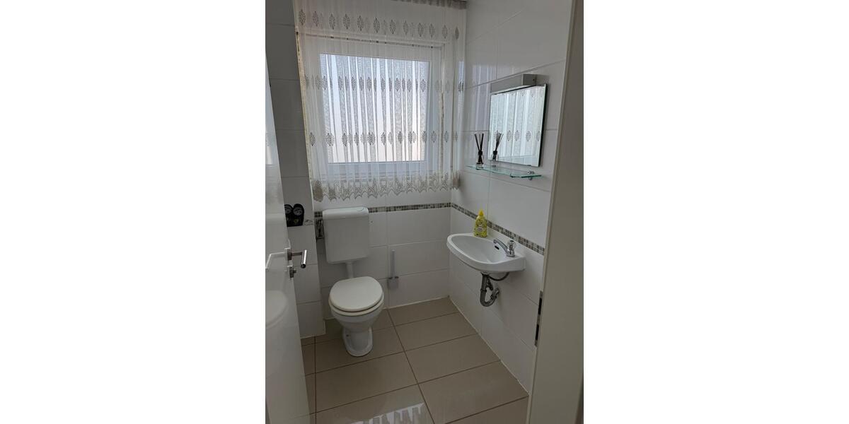 Etagenwohnung Ofterdingen - 4 Zimmer, 100 m&sup2;, 1.300&euro; | Angebot:25963170