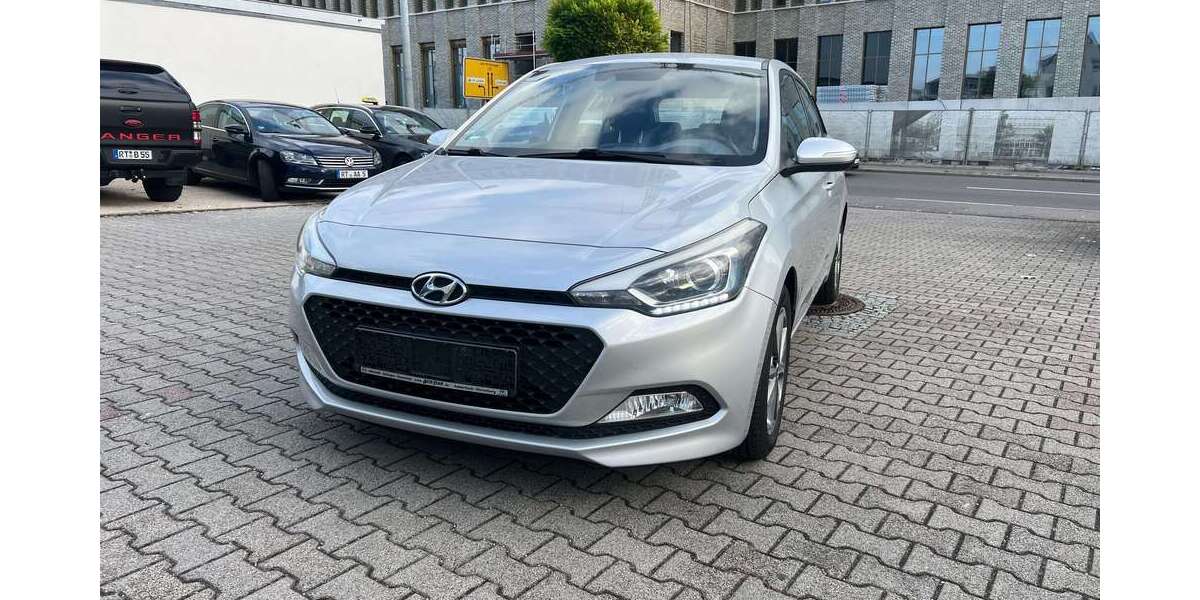 Hyundai i20 121.750 km 7.000 &euro; Reutlingen 72766