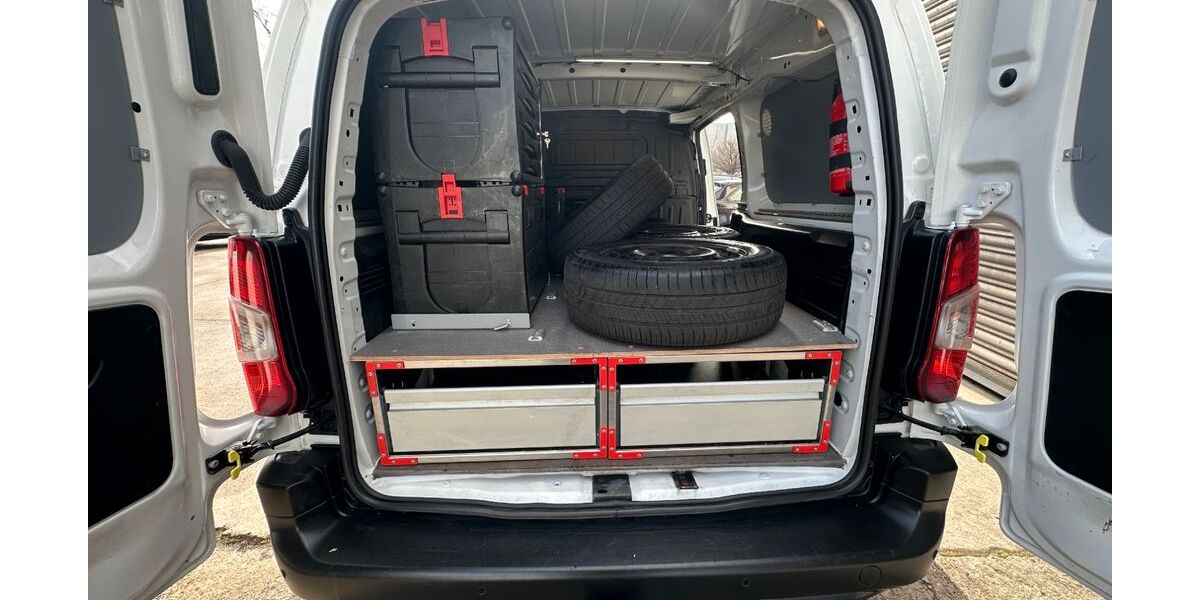 Opel Combo 48.529 km 14.300 &euro; Sindelfingen 71065
