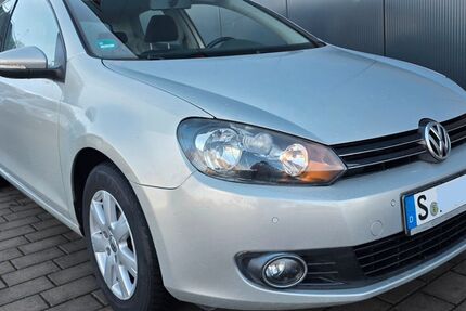 VW Golf 113.000 km 4.880 &euro; Holzgerlingen 71088